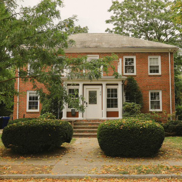 full-bed-brick-exterior-detail-utah-home
